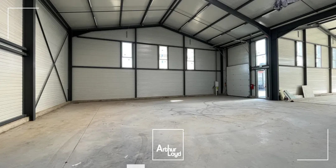 Locaux d'activité & Entrepôts - Location - CHASSIEU - 69680 - 360-360 - 7661445