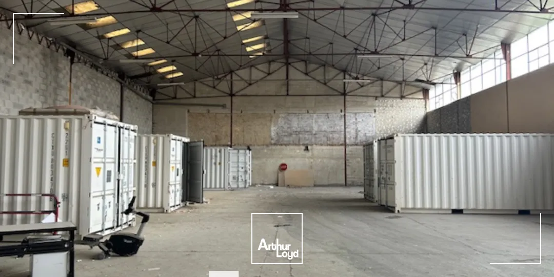 Locaux d'activité & Entrepôts - Location - DECINES CHARPIEU - 69150 - 420-3162 - 7661481