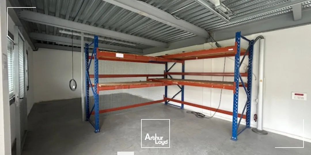 Locaux d'activité & Entrepôts - Location - DECINES CHARPIEU - 69150 - 420-3162 - 7661486