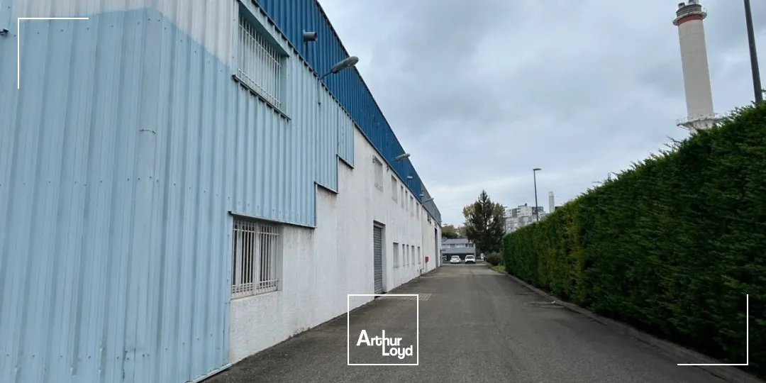 Locaux d'activité & Entrepôts - Location - VAULX EN VELIN - 69120 - 3260-3260 - 7661504