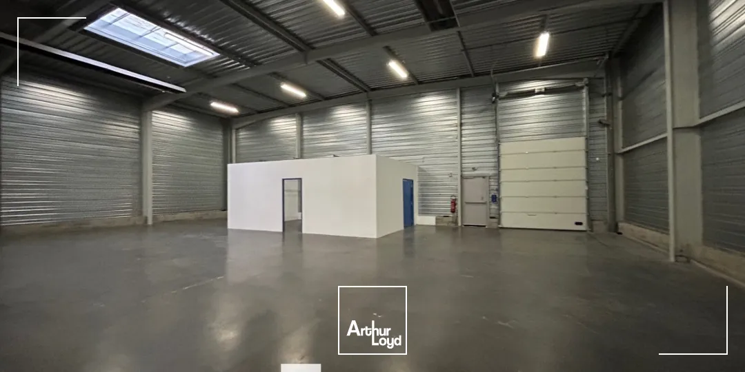 Locaux d'activité & Entrepôts - Location - VOURLES - 69390 - 870-870 - 7661509