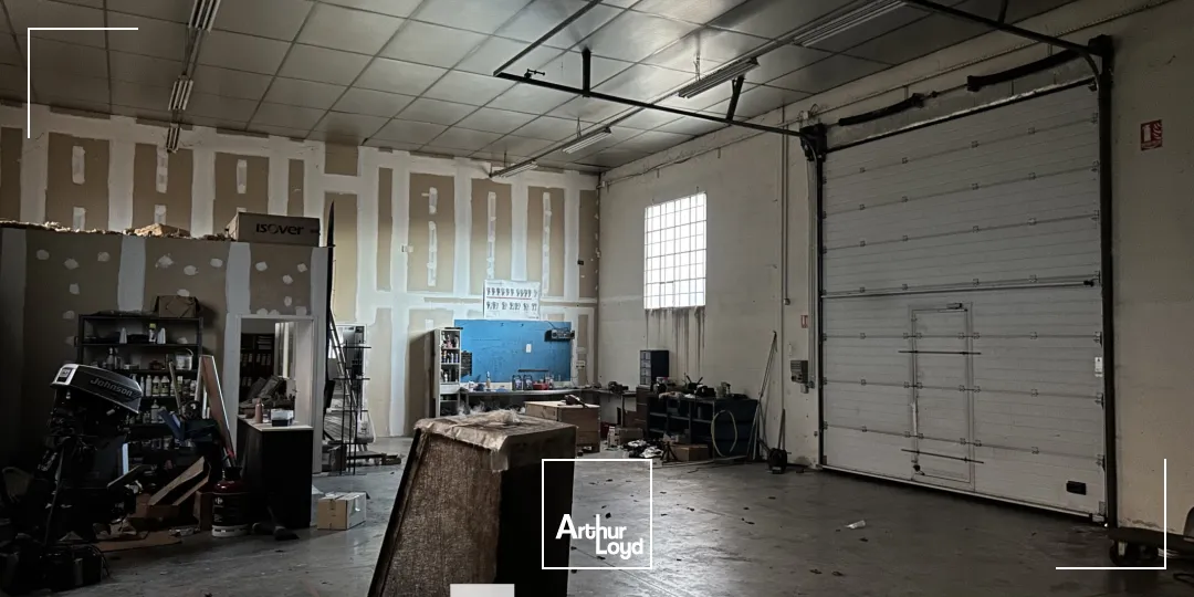 Locaux d'activité & Entrepôts - Location - MEYZIEU - 69330 - 490-490 - 7661515