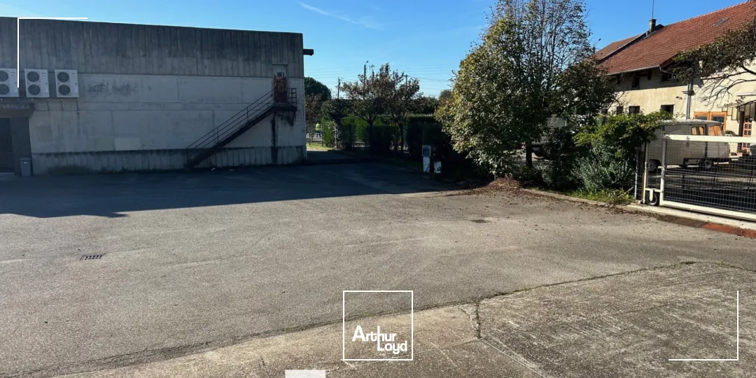 Locaux d'activité & Entrepôts - Vente - SAINT PRIEST - 69800 - 1500-1500 - 7661522