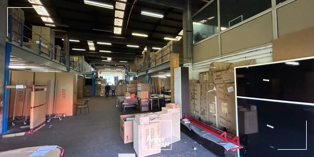 Locaux d'activité & Entrepôts - Vente - SAINT PRIEST - 69800 - 1500-1500 - 7661520