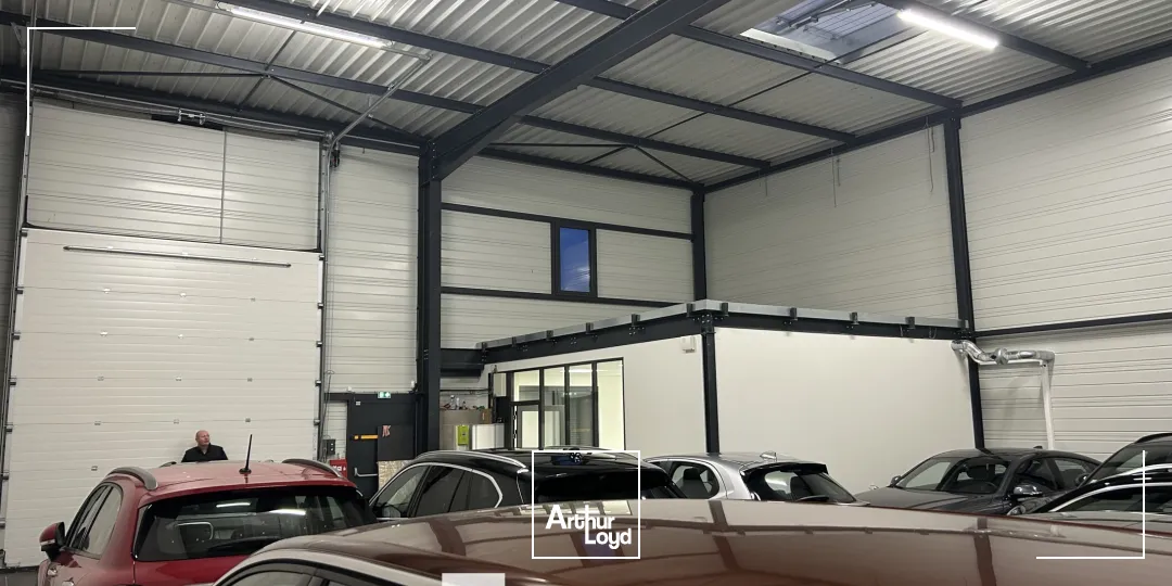 Locaux d'activité & Entrepôts - Location - CHASSIEU - 69680 - 229-229 - 7661568