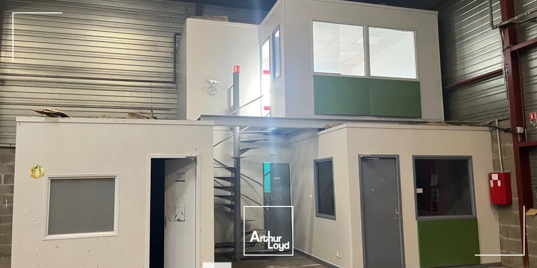 Locaux d'activité & Entrepôts - Location - MEYZIEU - 69330 - 982-1968 - 7661591