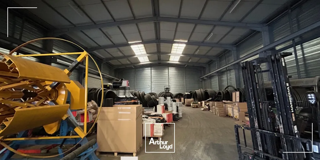 Locaux d'activité & Entrepôts - Location - GRIGNY - 69520 - 1100-1100 - 7661594