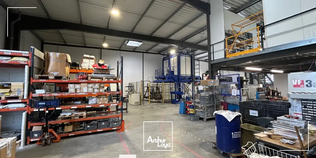 Locaux d'activité & Entrepôts - Location - JONAGE - 69330 - 840-840 - 7661611