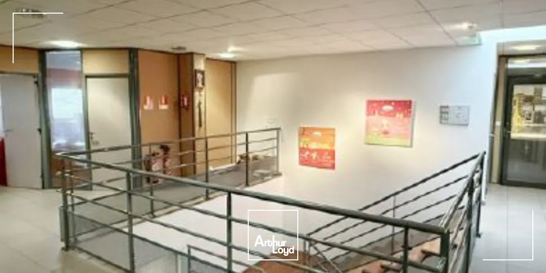 Locaux d'activité & Entrepôts - Location - FLEURIEUX SUR L'ARBRESLE - 69210 - 1980-1980 - 7661633