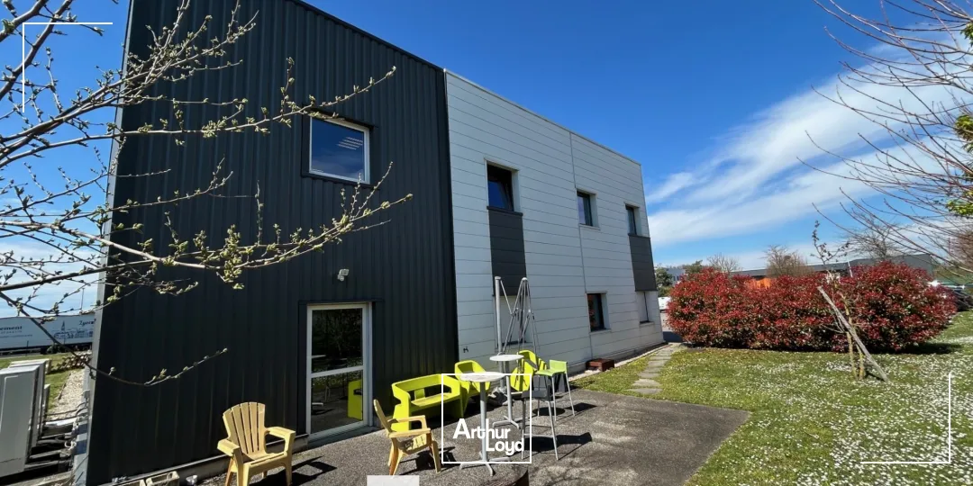 Locaux d'activité & Entrepôts - Vente - JANNEYRIAS - 38280 - 960-960 - 7661643