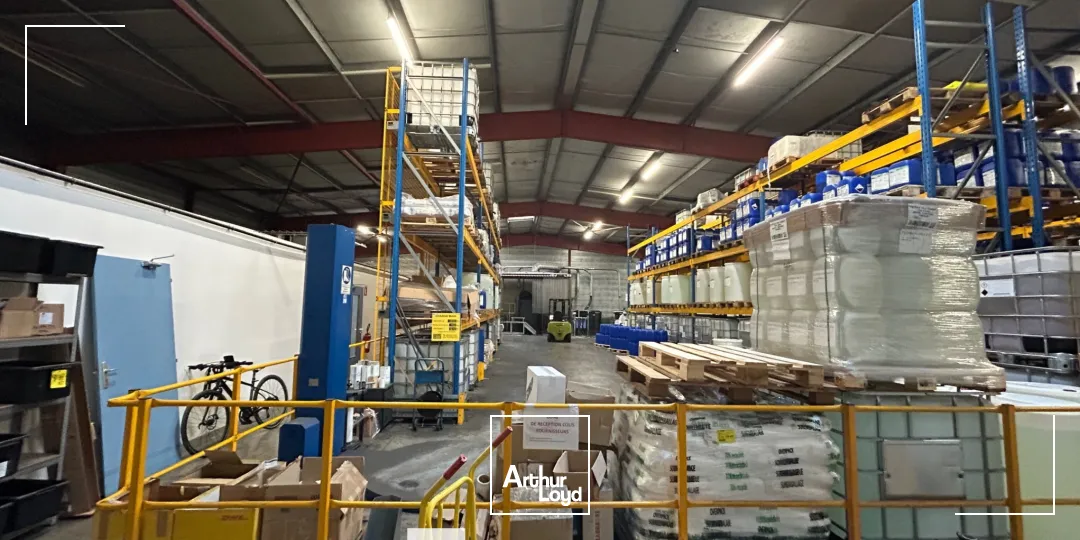 Locaux d'activité & Entrepôts - Location - CHASSIEU - 69680 - 1500-1500 - 7661658