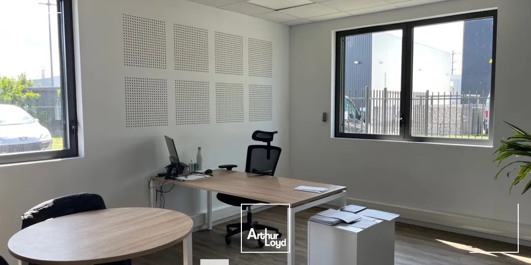 Locaux d'activité & Entrepôts - Location - SAINT PRIEST - 69800 - 1028-1028 - 7661678