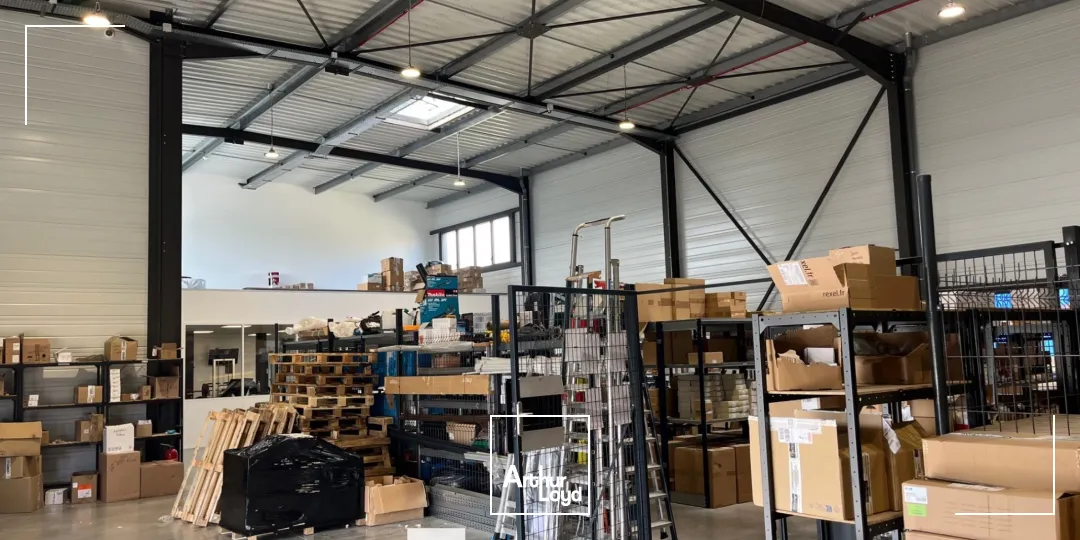 Locaux d'activité & Entrepôts - Location - SAINT PRIEST - 69800 - 1028-1028 - 7661677