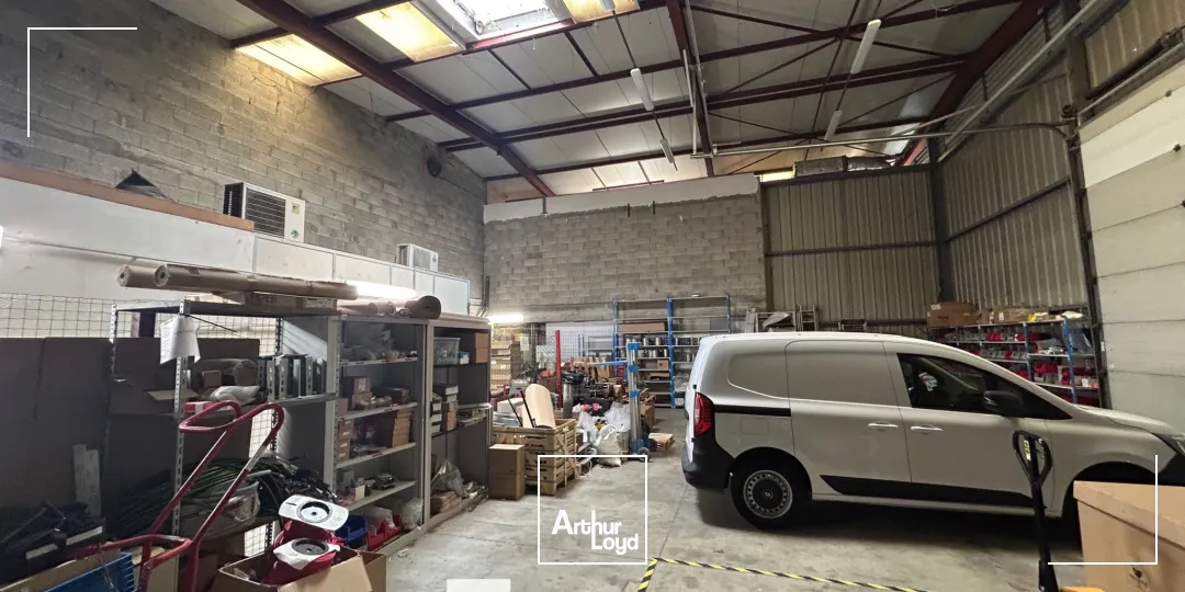 Locaux d'activité & Entrepôts - Vente - CHASSIEU - 69680 - 1106-1106 - 7661715