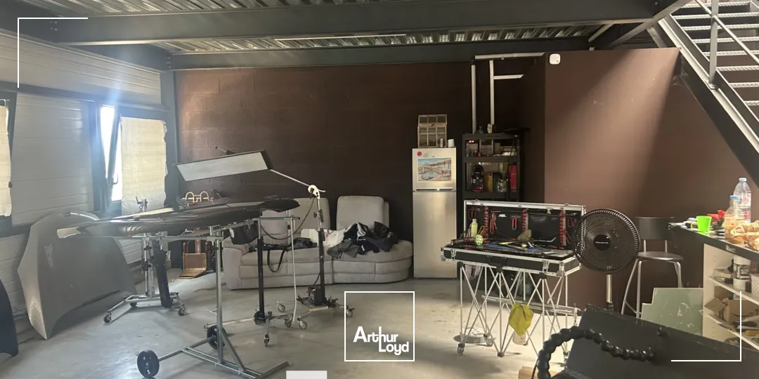 Locaux d'activité & Entrepôts - Location - GENAY - 69730 - 168-168 - 7661731