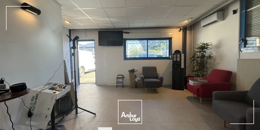 Locaux d'activité & Entrepôts - Vente - SAINT PRIEST - 69800 - 410-410 - 7661761