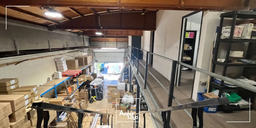 Locaux d'activité & Entrepôts - Vente - SAINT PRIEST - 69800 - 410-410 - 7661763