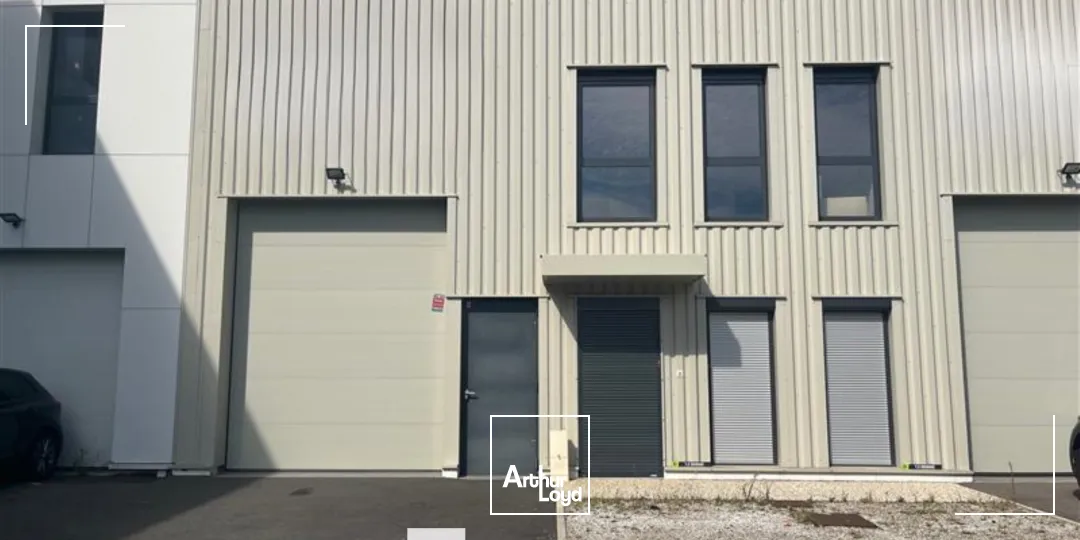 Locaux d'activité & Entrepôts - Location - DECINES CHARPIEU - 69150 - 325-325 - 7661775