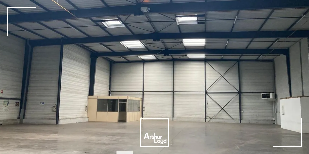 Locaux d'activité & Entrepôts - Location - DECINES CHARPIEU - 69150 - 2739-2739 - 7661791