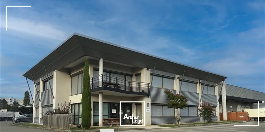 Locaux d'activité & Entrepôts - Location - SAINT PRIEST - 69800 - 3653-3653 - 7661817