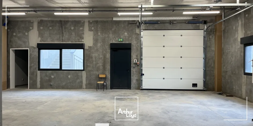 Locaux d'activité & Entrepôts - Location - VILLEURBANNE - 69100 - 197-197 - 7661961