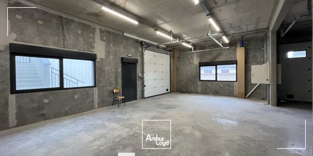 Locaux d'activité & Entrepôts - Location - VILLEURBANNE - 69100 - 197-197 - 7661962