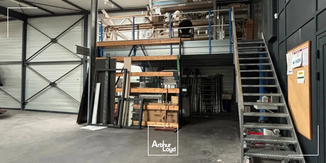 Locaux d'activité & Entrepôts - Location - CHASSIEU - 69680 - 600-600 - 7661978