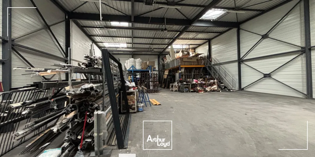 Locaux d'activité & Entrepôts - Location - CHASSIEU - 69680 - 600-600 - 7661980