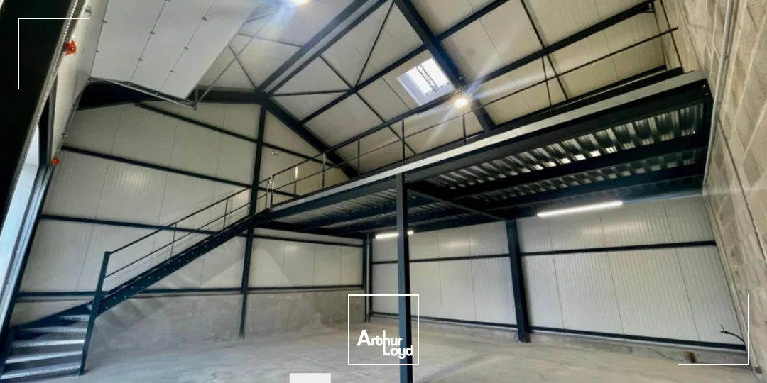 Locaux d'activité & Entrepôts - Location - CHAVANOZ - 38230 - 138.5-138.5 - 7662079