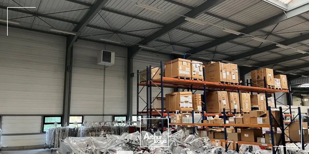 Locaux d'activité & Entrepôts - Location - MIONS - 69780 - 2338-2338 - 7662114