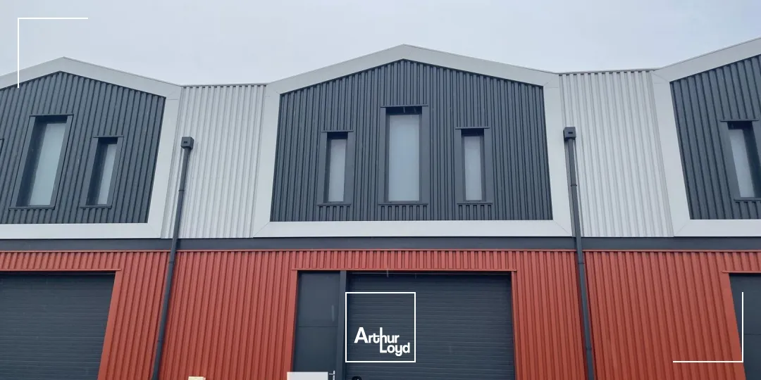 Locaux d'activité & Entrepôts - Location - PONT DE CHERUY - 38230 - 195.5-1231.79 - 7662184