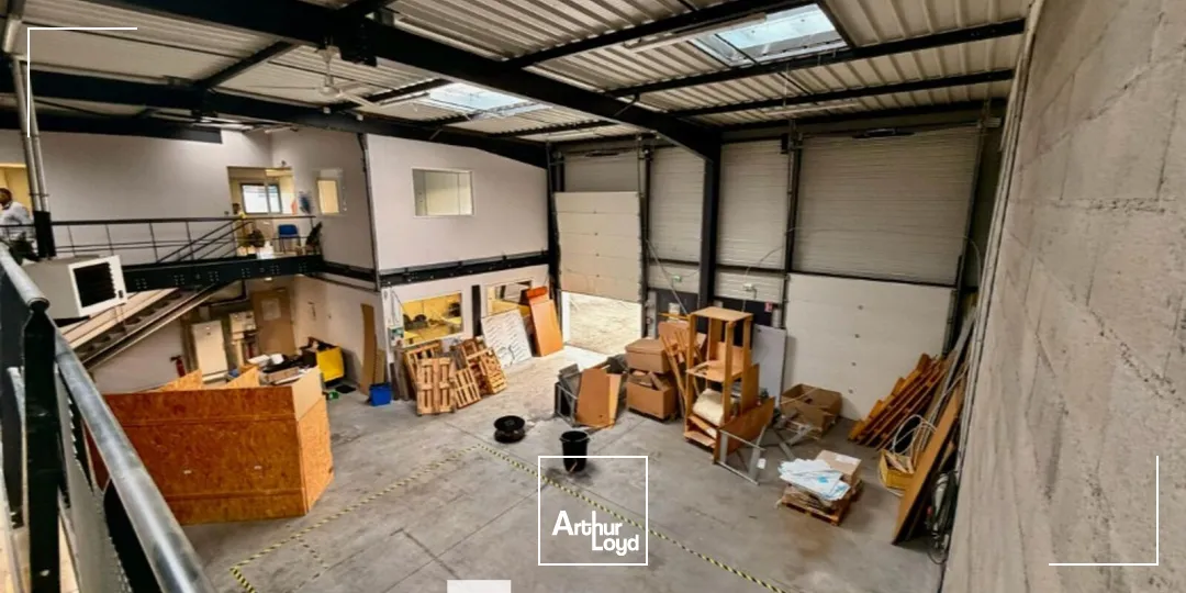 Locaux d'activité & Entrepôts - Vente - FLEURIEUX SUR L'ARBRESLE - 69210 - 592-592 - 7662240