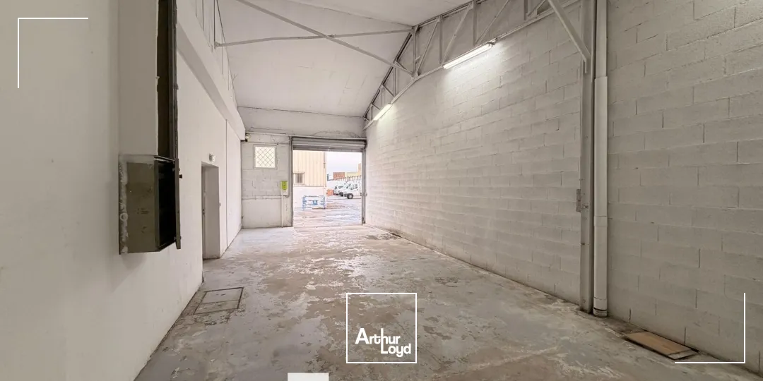 Locaux d'activité & Entrepôts - Location - VENISSIEUX - 69200 - 118-118 - 7662280