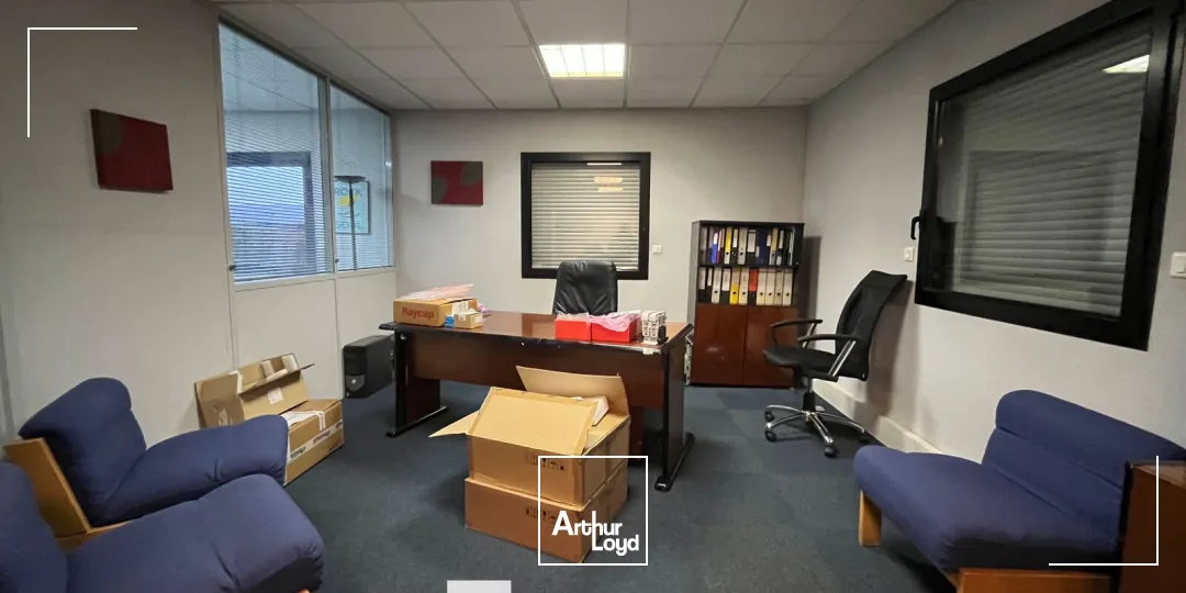 Locaux d'activité & Entrepôts - Location - VAULX EN VELIN - 69120 - 450-450 - 7662323