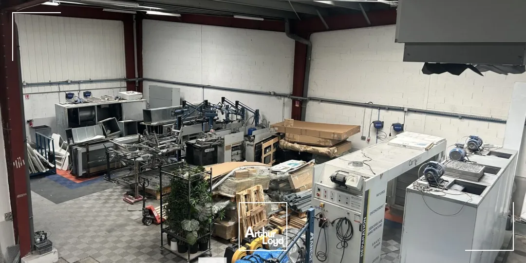 Locaux d'activité & Entrepôts - Location - DECINES CHARPIEU - 69150 - 670-670 - 7662362