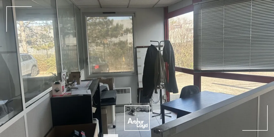 Locaux d'activité & Entrepôts - Location - DECINES CHARPIEU - 69150 - 880-880 - 7662448