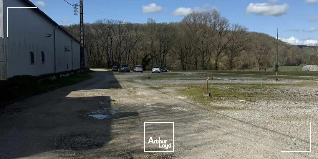 Bureaux - Location - SAINT PANTALEON DE LARCHE - 19600 - 680-680 - 7662645