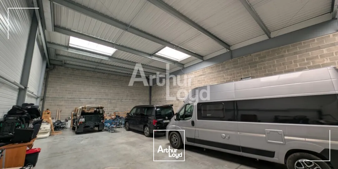 Locaux d'activité & Entrepôts - Location - LA MEZIERE - 35520 - 300-300 - 7662711