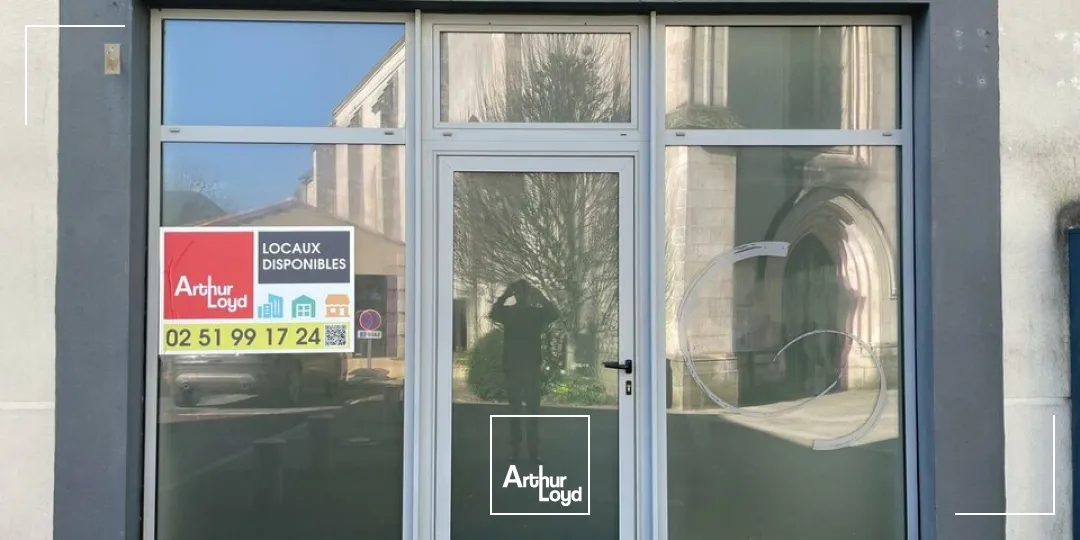 Locaux commerciaux - Vente - CHANTONNAY - 85110 - 47-47 - 7662766