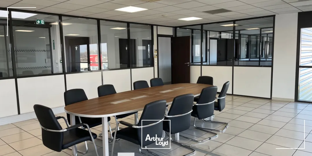 Locaux d'activité & Entrepôts - Location - SAINT PRIEST - 69800 - 3769-3769 - 7663647