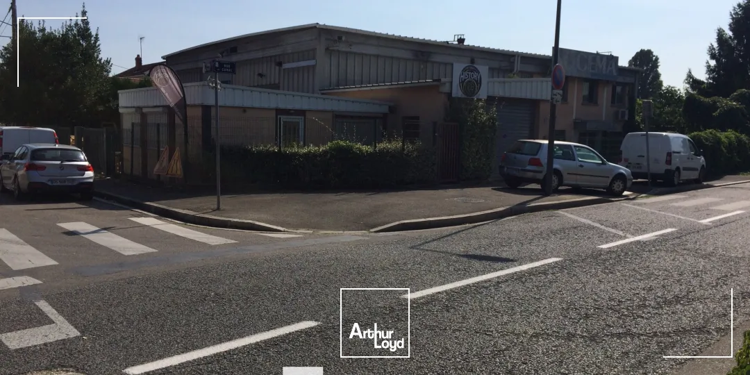 Locaux d'activité & Entrepôts - Location - VILLEURBANNE - 69100 - 250-250 - 7663657