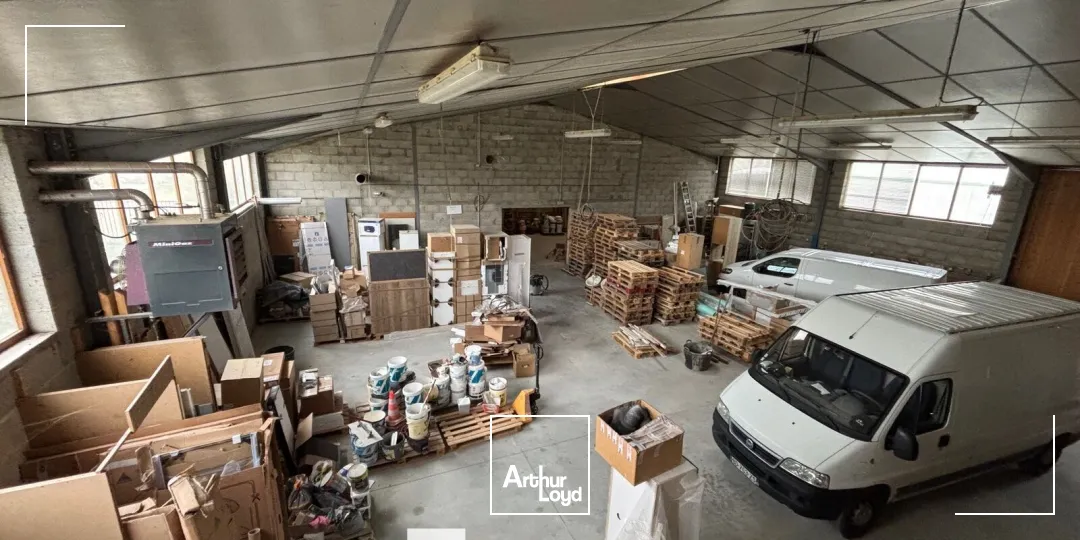 Locaux d'activité & Entrepôts - Location - LA BOISSE - 01120 - 550-550 - 7663663