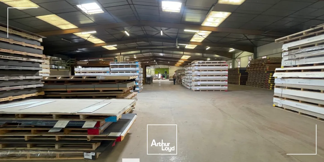 Locaux d'activité & Entrepôts - Location - CIVRIEUX D'AZERGUES - 69380 - 2235-2235 - 7663676