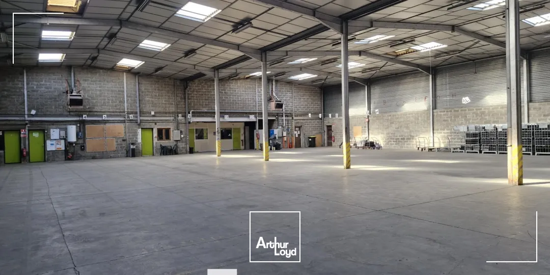 Locaux d'activité & Entrepôts - Location - VAULX EN VELIN - 69120 - 1180-1180 - 7663682