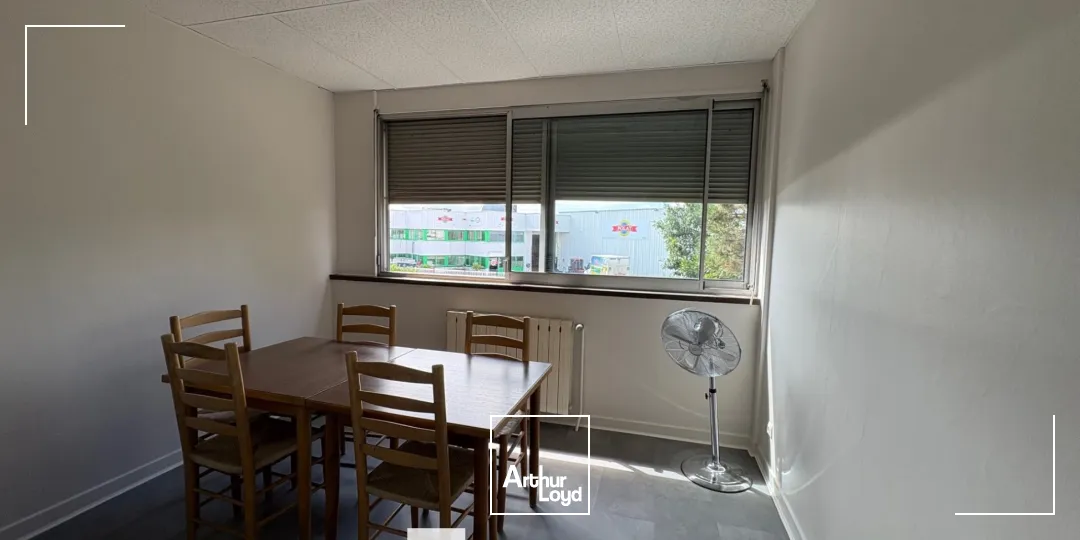 Locaux d'activité & Entrepôts - Location - VAULX EN VELIN - 69120 - 1180-1180 - 7663683