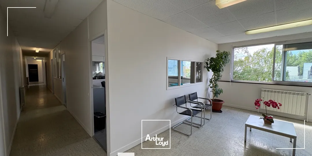 Locaux d'activité & Entrepôts - Location - VAULX EN VELIN - 69120 - 1180-1180 - 7663685