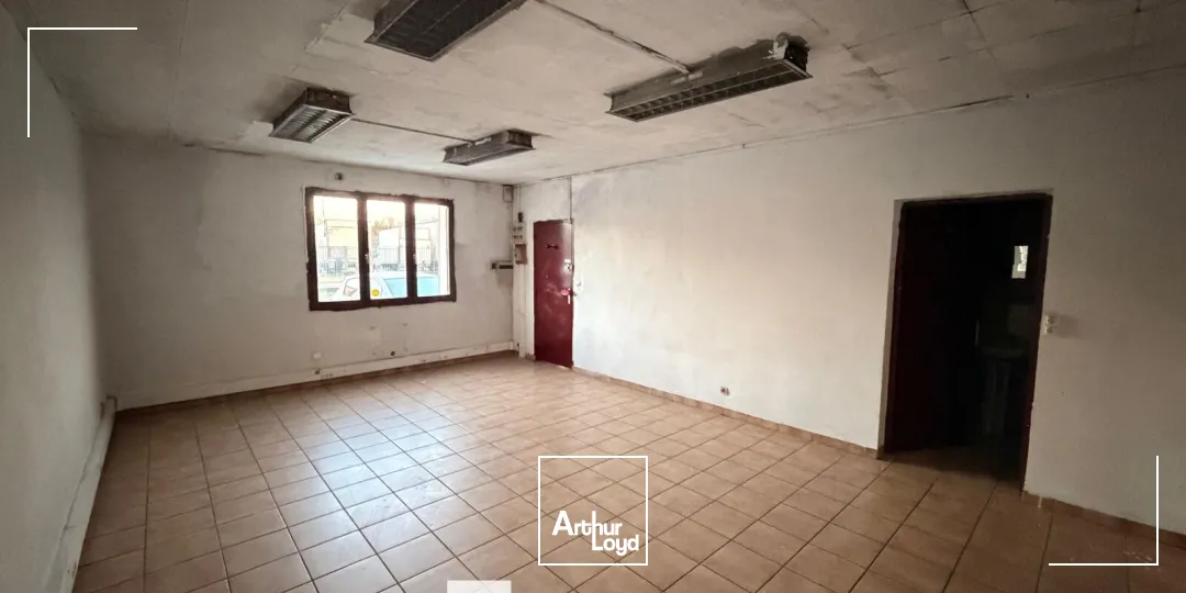 Locaux d'activité & Entrepôts - Location - SAINT SYMPHORIEN D'OZON - 69360 - 151-151 - 7663697