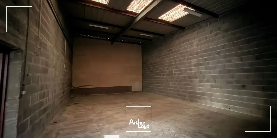 Locaux d'activité & Entrepôts - Location - SAINT SYMPHORIEN D'OZON - 69360 - 151-151 - 7663698