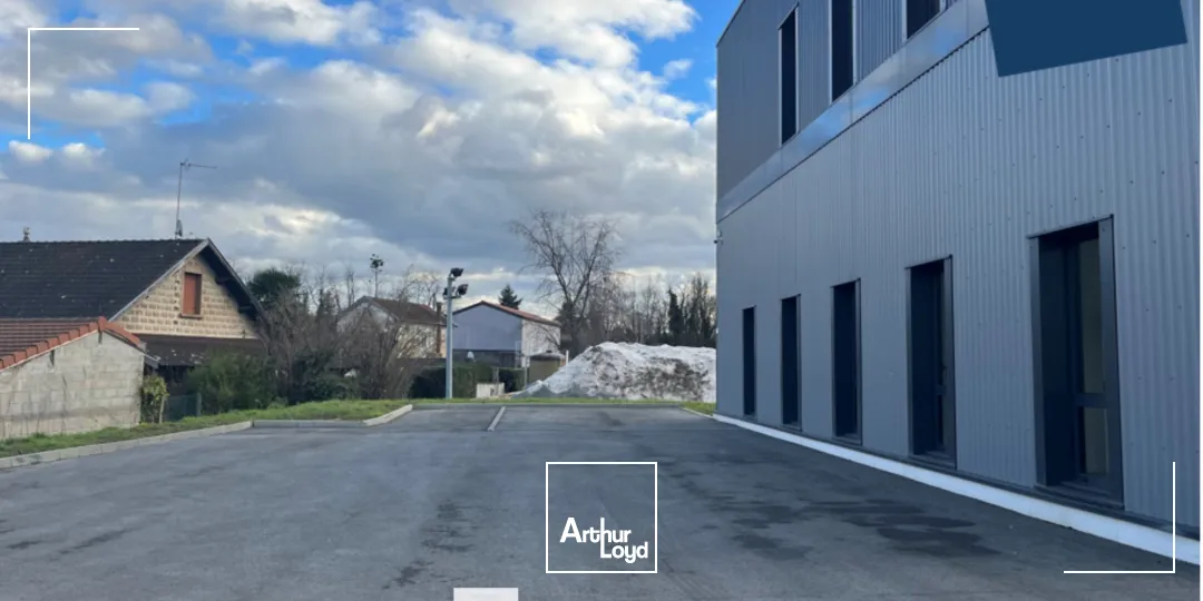 Locaux d'activité & Entrepôts - Location - NEUVILLE SUR SAONE - 69250 - 55-2298 - 7663701