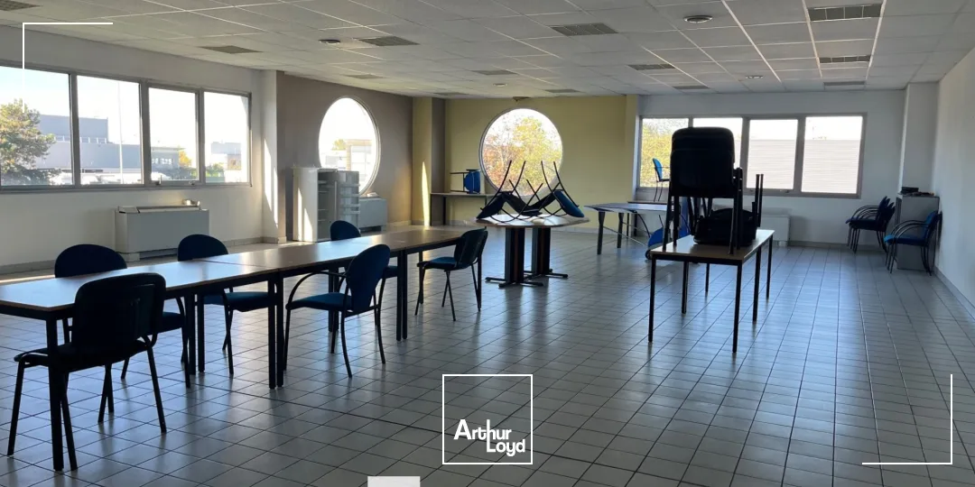 Locaux d'activité & Entrepôts - Location - GENAS - 69740 - 3948.91-3948.91 - 7663730